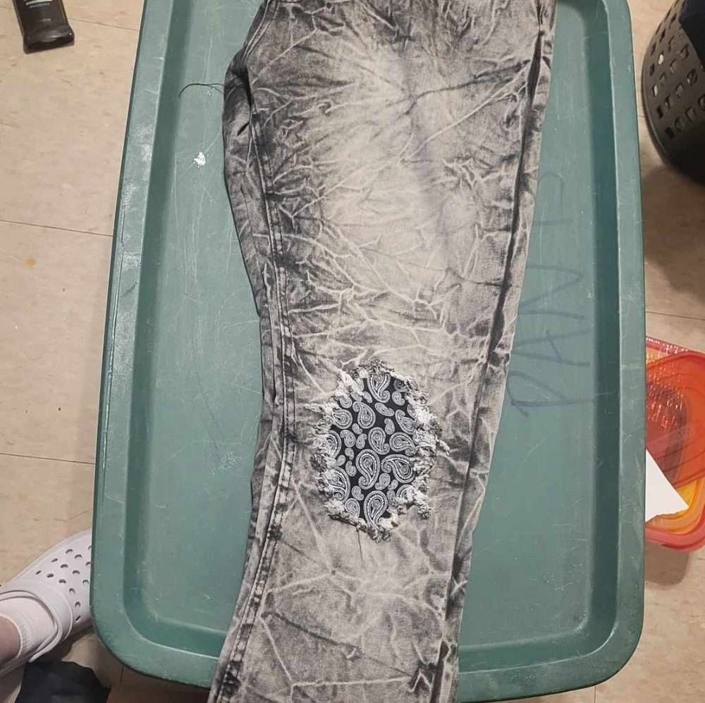 Jeans - Picture 4 of 4